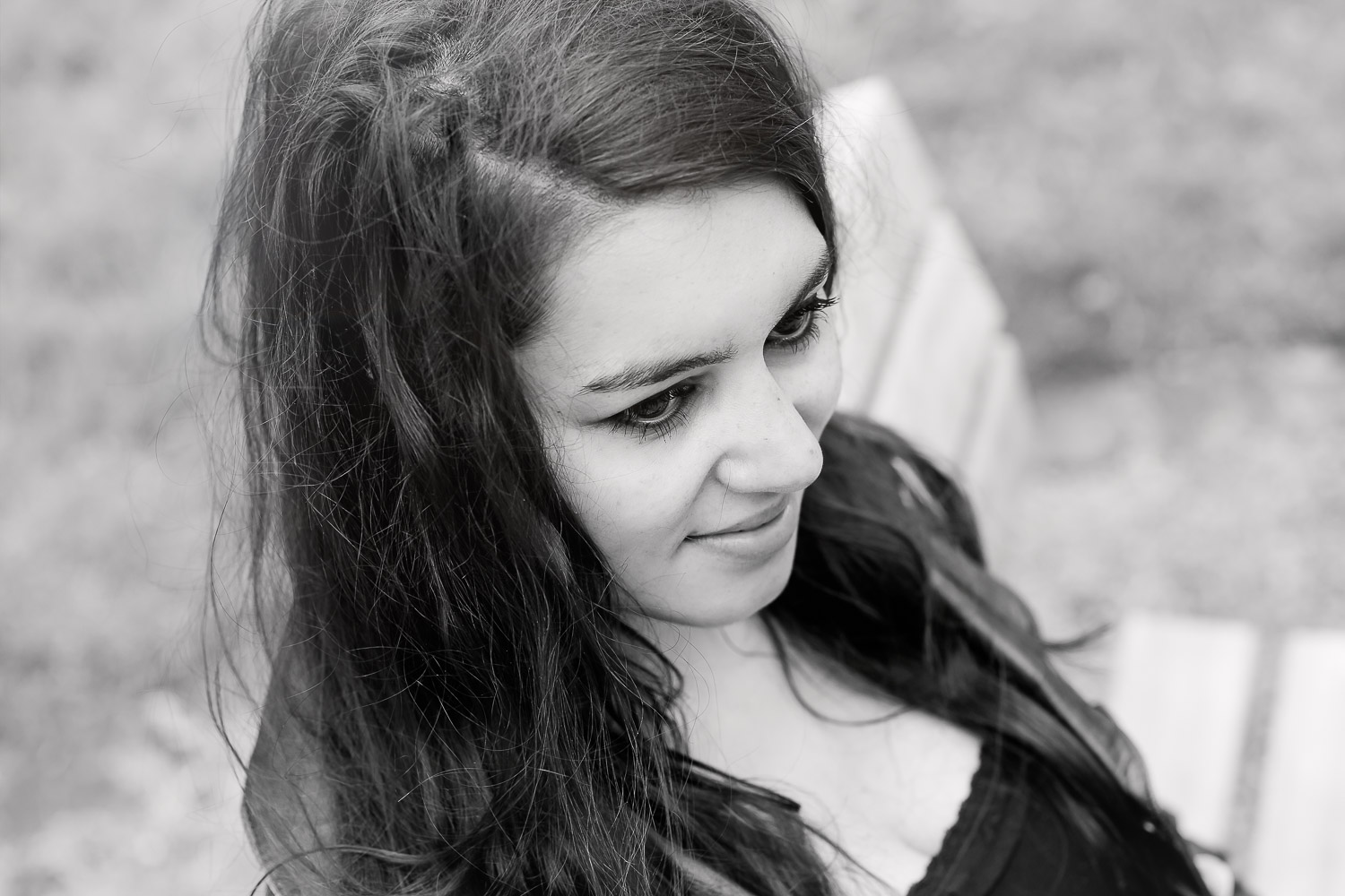 Closeup einer Frau in schwarz-weiß