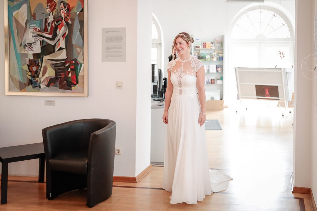 Hochzeit, Braut, First Look, Novemberhochzeit, Hochzeitsfotograf Wittlich, Andrea Schenke Photography