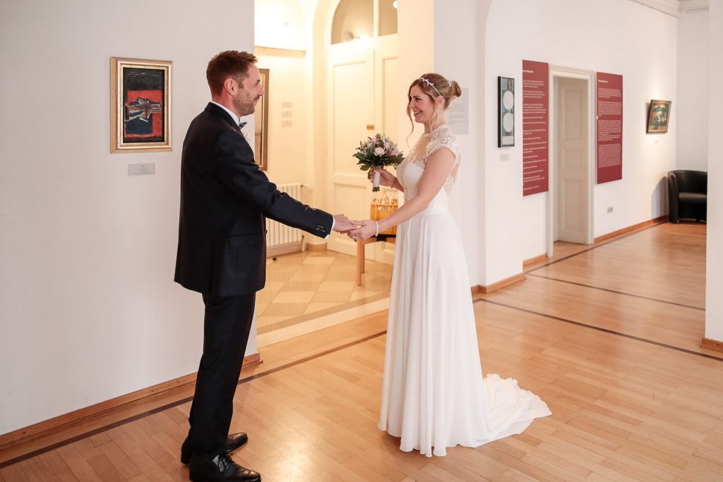 Hochzeit, Brautpaar, First Look, Novemberhochzeit, Hochzeitsfotograf Wittlich, Andrea Schenke Photography
