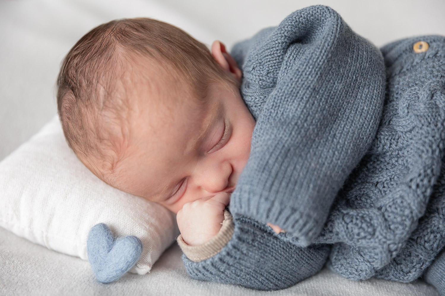 Newbornshooting, sleeping Baby, Andrea Schenke Photography, Fotograf Wittlich