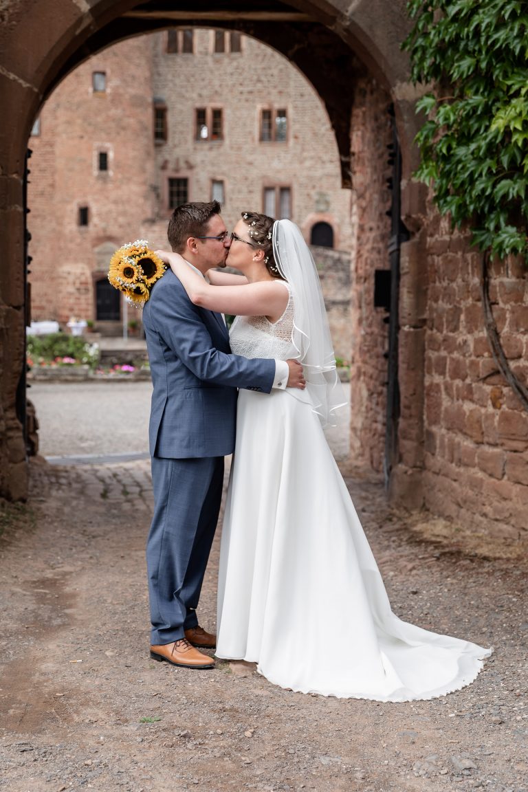 Hochzeit in Schloss Hamm, Burg Hamm, Innenhof, Andrea Schenke Photography, Fotografin Wittlich