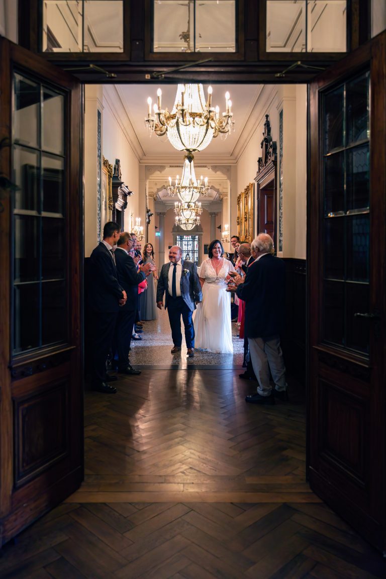 Sylvia und Arnold, Hochzeit im Blauen Salon von Schloss Lieser, Andrea Schenke Photography, Hochzeitsfotografin Wittlich
