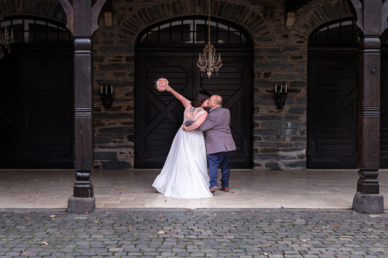 Hochzeit in Schloss Lieser, Andrea Schenke Photography, Hochzeitsfotografin Wittlich
