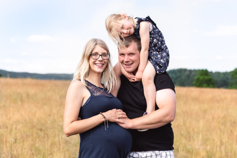 Babybauch, Schwangerschafts Fotosession, Andrea Schenke Photography, Fotografin Wittlich