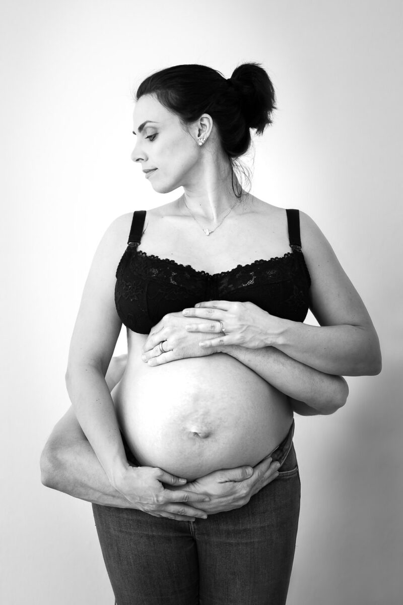 Babybauch, Schwangerschafts Fotosession, Andrea Schenke Photography, Fotografin Wittlich