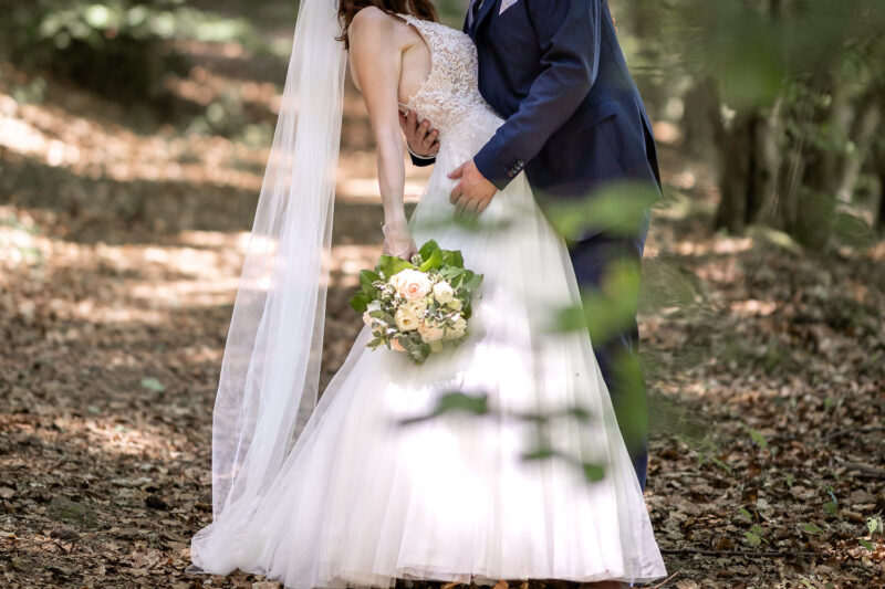 Brautpaarshooting im Wald von Kloster Himmerod, Eisenschmitt,